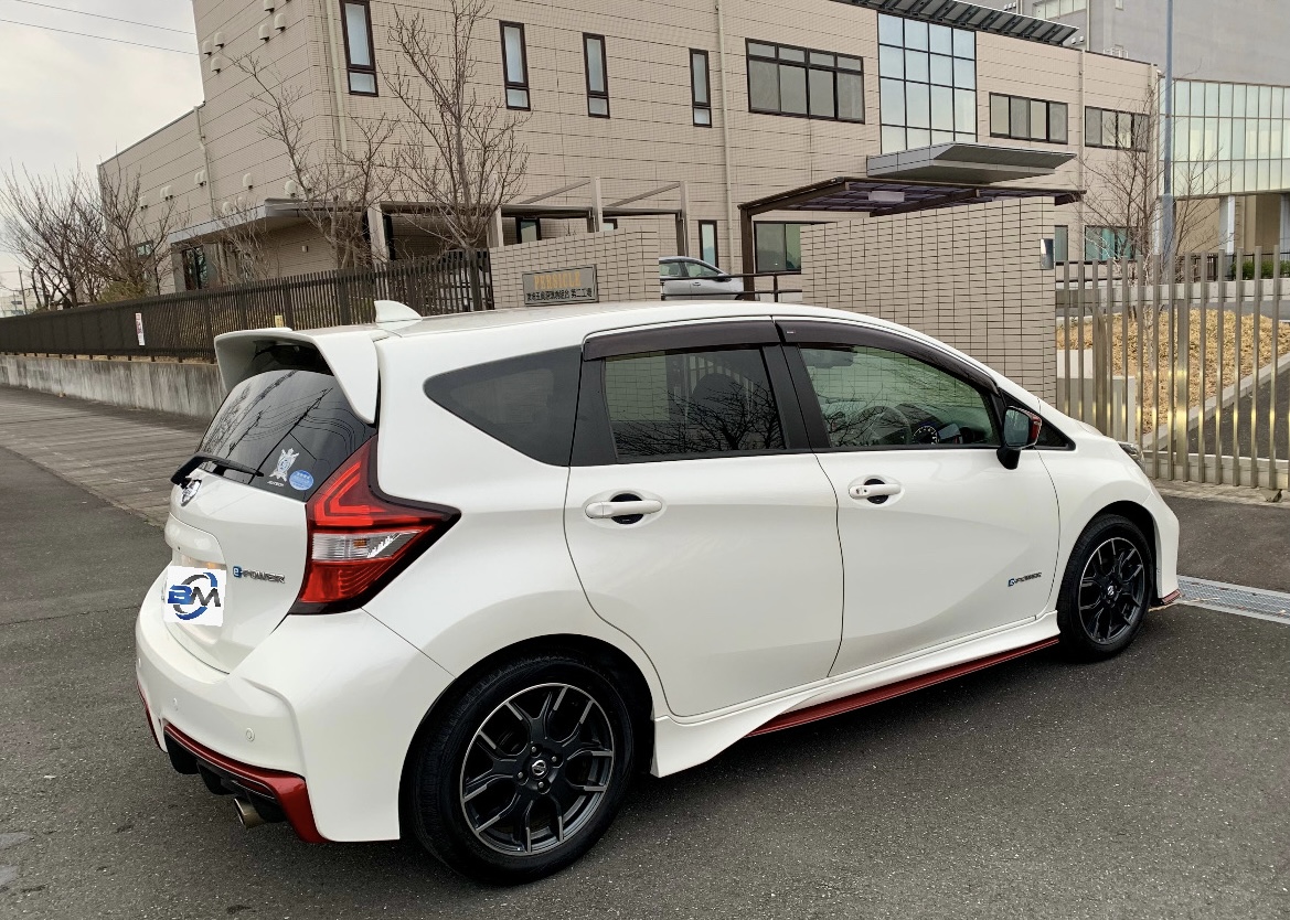 711788DF-7CC7-4FA8-A632-619154A68573